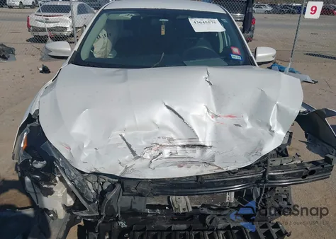 2018 Nissan Sentra Sr z USA, uszkodzony, nr VIN 3N1AB7AP8JY217261